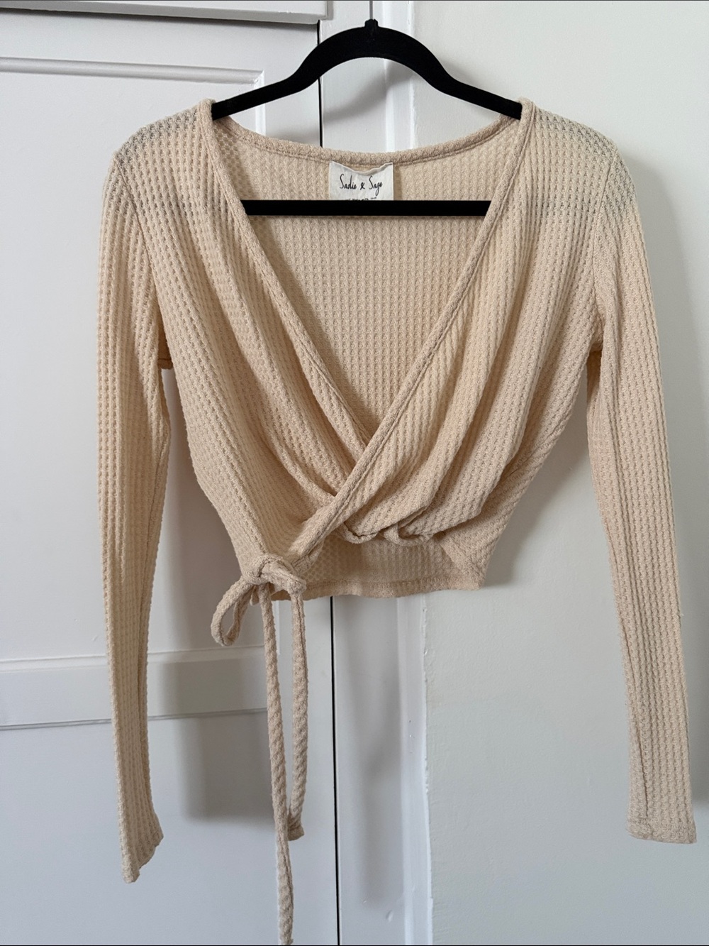 Sadie & Sage Beige Tie-Waist Waffle Knit Wrap Top